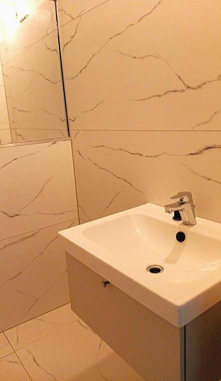 Townhouse Citycenter Клагенфурте Экстерьер фото