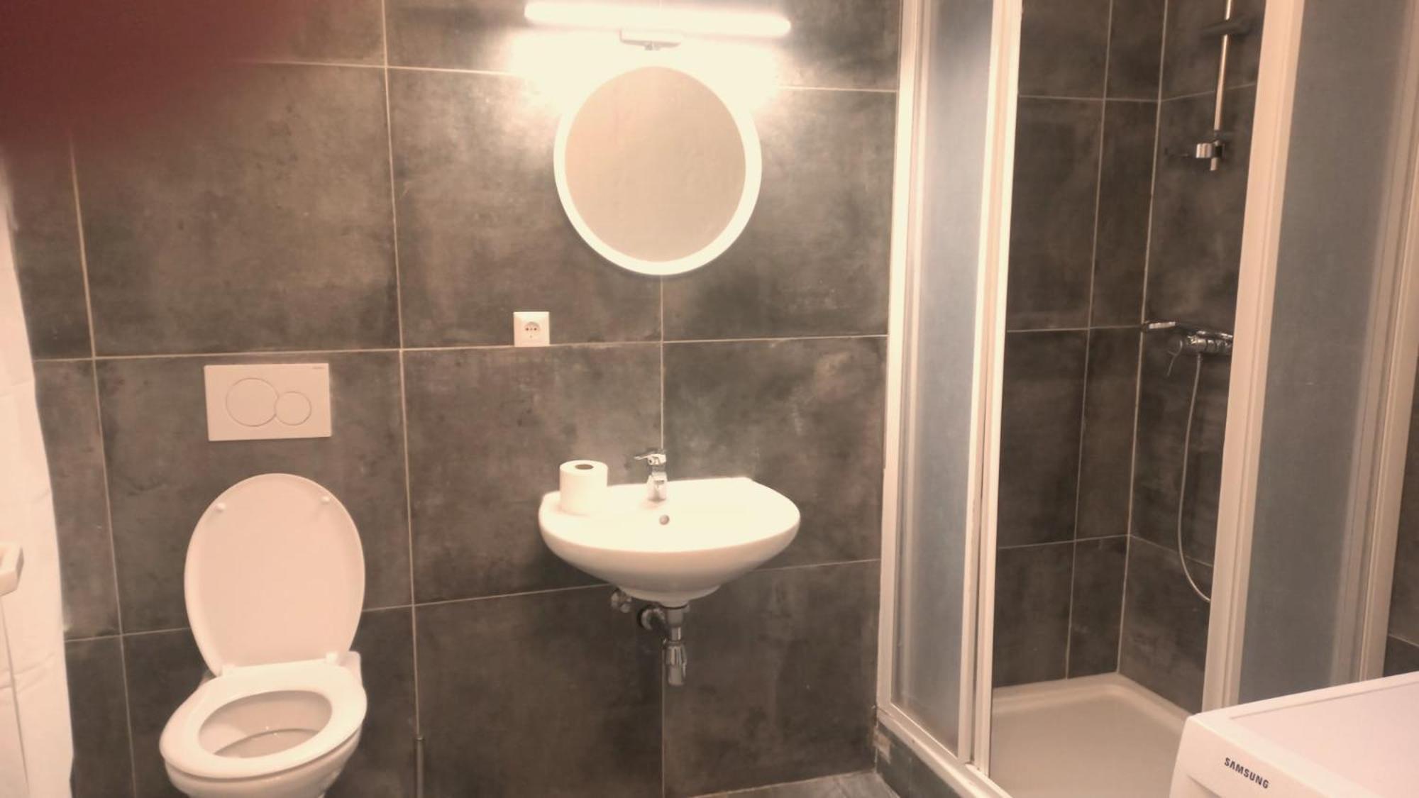 Townhouse Citycenter Клагенфурте Экстерьер фото